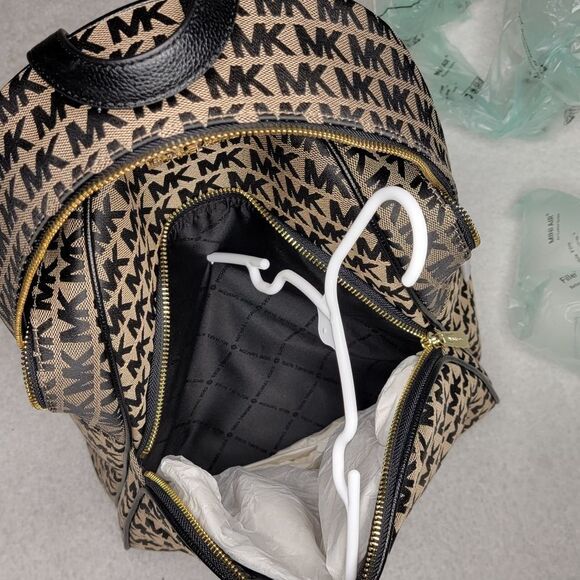 Michael Kors Large Abbie Backpack main image 15